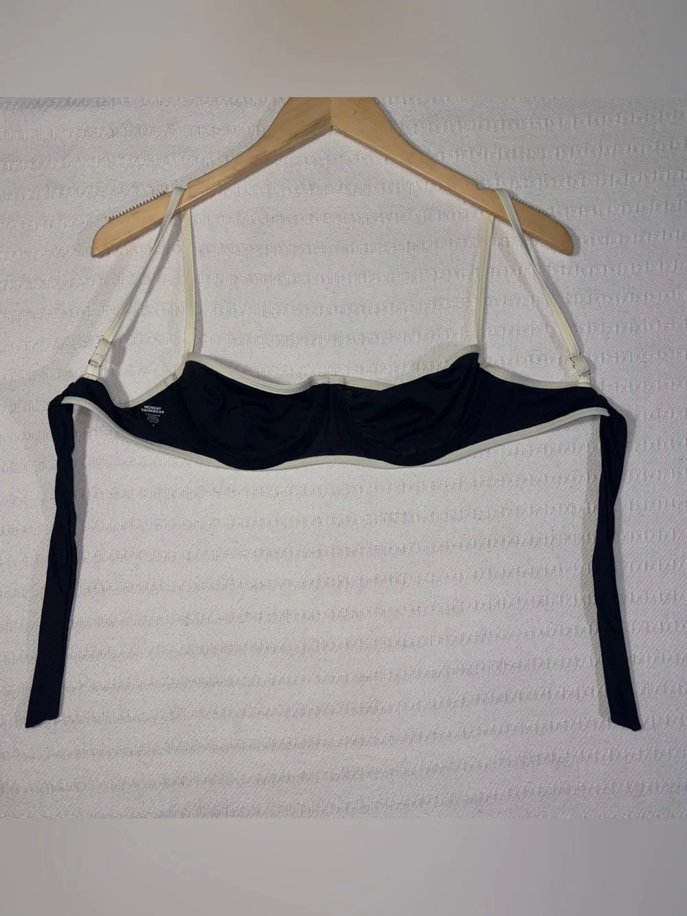 Monday Swimwear Womens Colorblock Balconette Bikini Top Size S Resort Beach